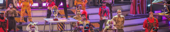 Halloween Factory: Espectáculo musical de acrobacias ambientado en una fábrica post-apocaliptica