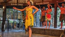 Pareos en Bora-Bora