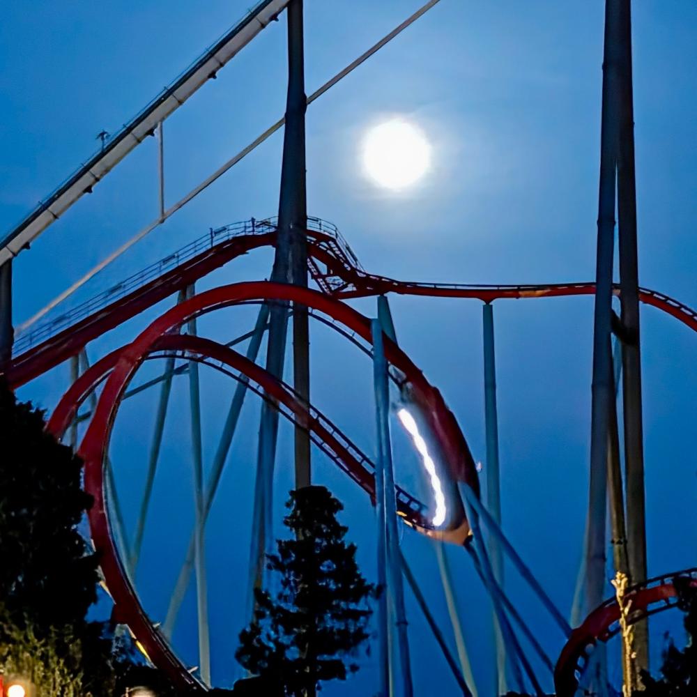 PortAventura celebrará tres MoonRide Music Nights en verano de 2026