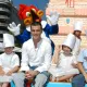 Fonsi Nieto apadrina un pastel gigante de Hurakan Condor