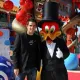 Cesc Fàbregas celebra el 15 aniversario de PortAventura