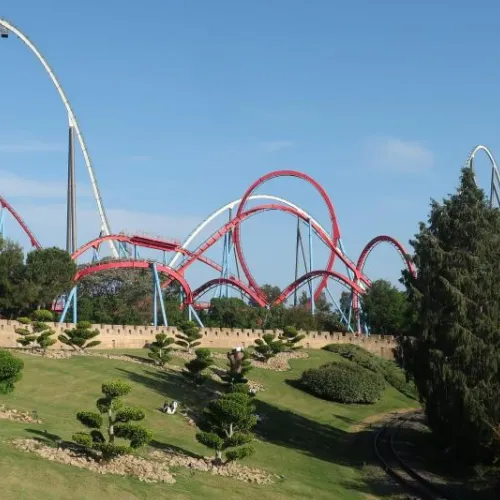 Las 8 inversiones del Dragon Khan