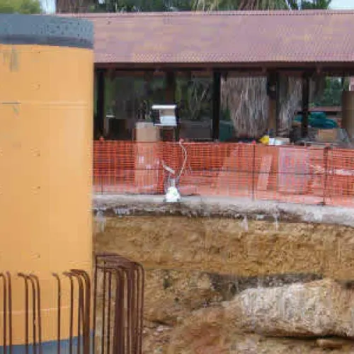 Se empieza a instalar la torre - Diciembre 2004