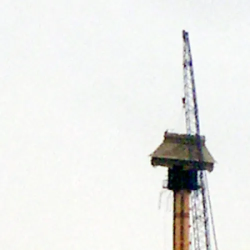 Se eleva la torre de Hurakan Condor - Enero / Febrero 2005