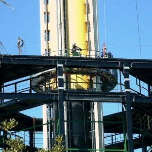 Sigue la construcción con el parque abierto - Marzo 2005