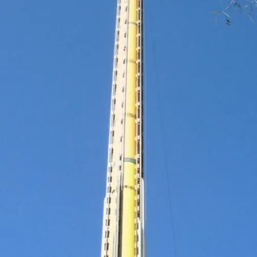 Sigue la construcción con el parque abierto - Marzo 2005
