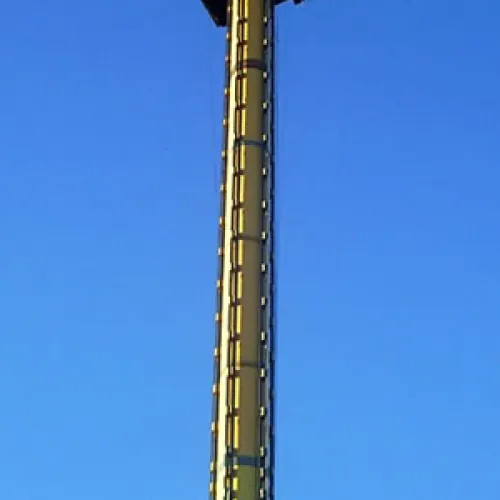 Sigue la construcción con el parque abierto - Marzo 2005