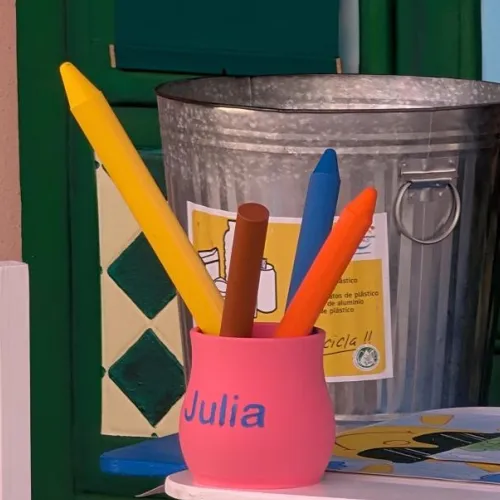 Julia, el nuevo personaje de PortAventura en el preshow de Cuidemos el Planeta