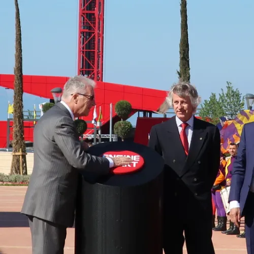 Gran inauguración de Ferrari Land