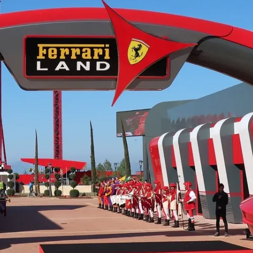 Gran inauguración de Ferrari Land