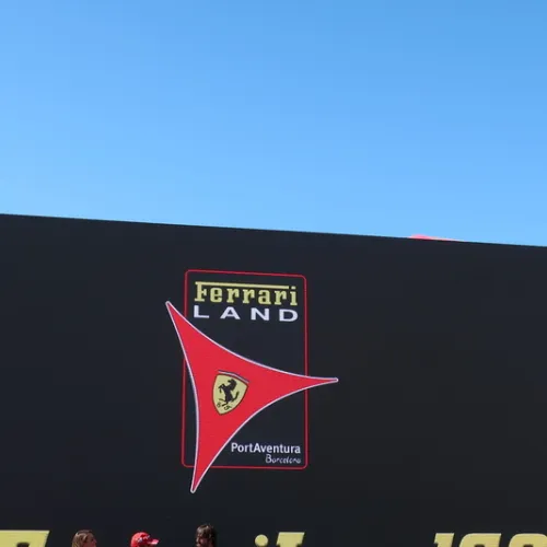 Gran inauguración de Ferrari Land