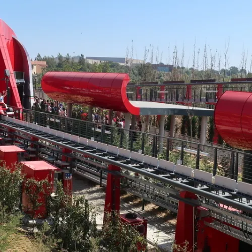 Red Force: Challenge the wind