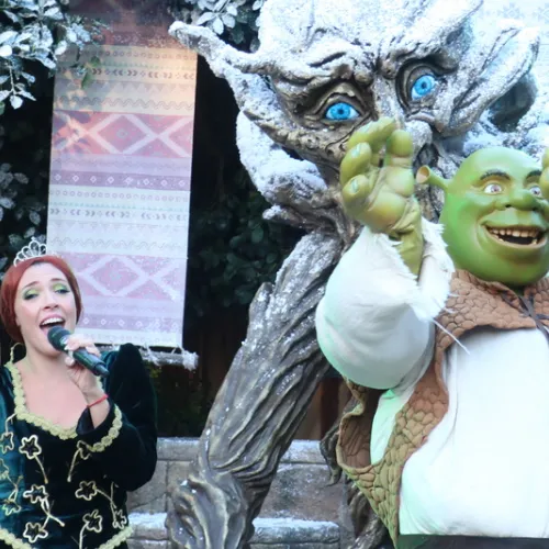 Meet Shrek & Fiona