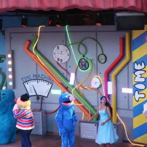 SésamoAventura’s Time Machine